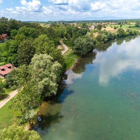 Zagreb, Kuca Za Odmor Swan River Holiday House Lasinja Luaran gambar