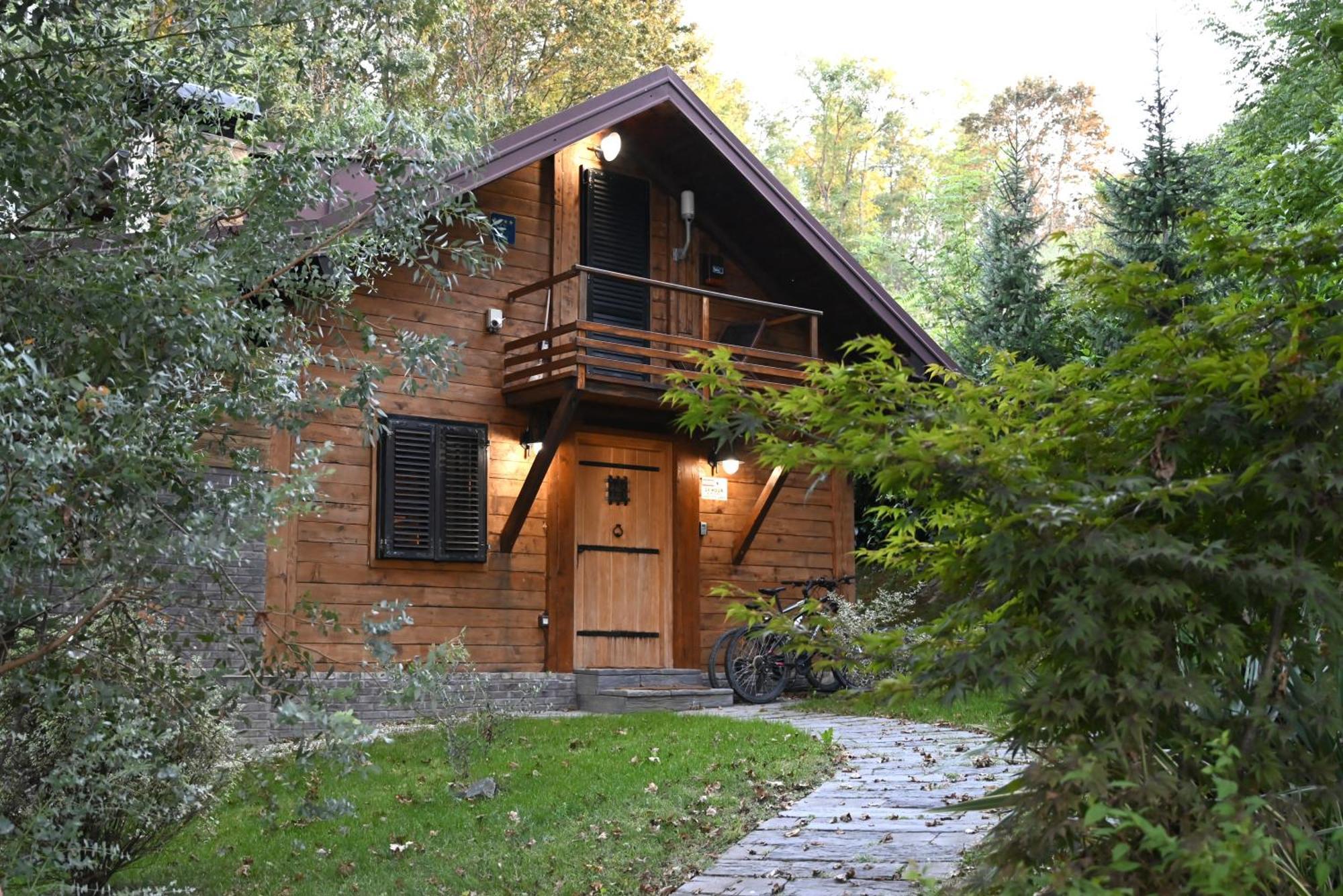 Zagreb, Kuca Za Odmor Swan River Holiday House Lasinja Luaran gambar