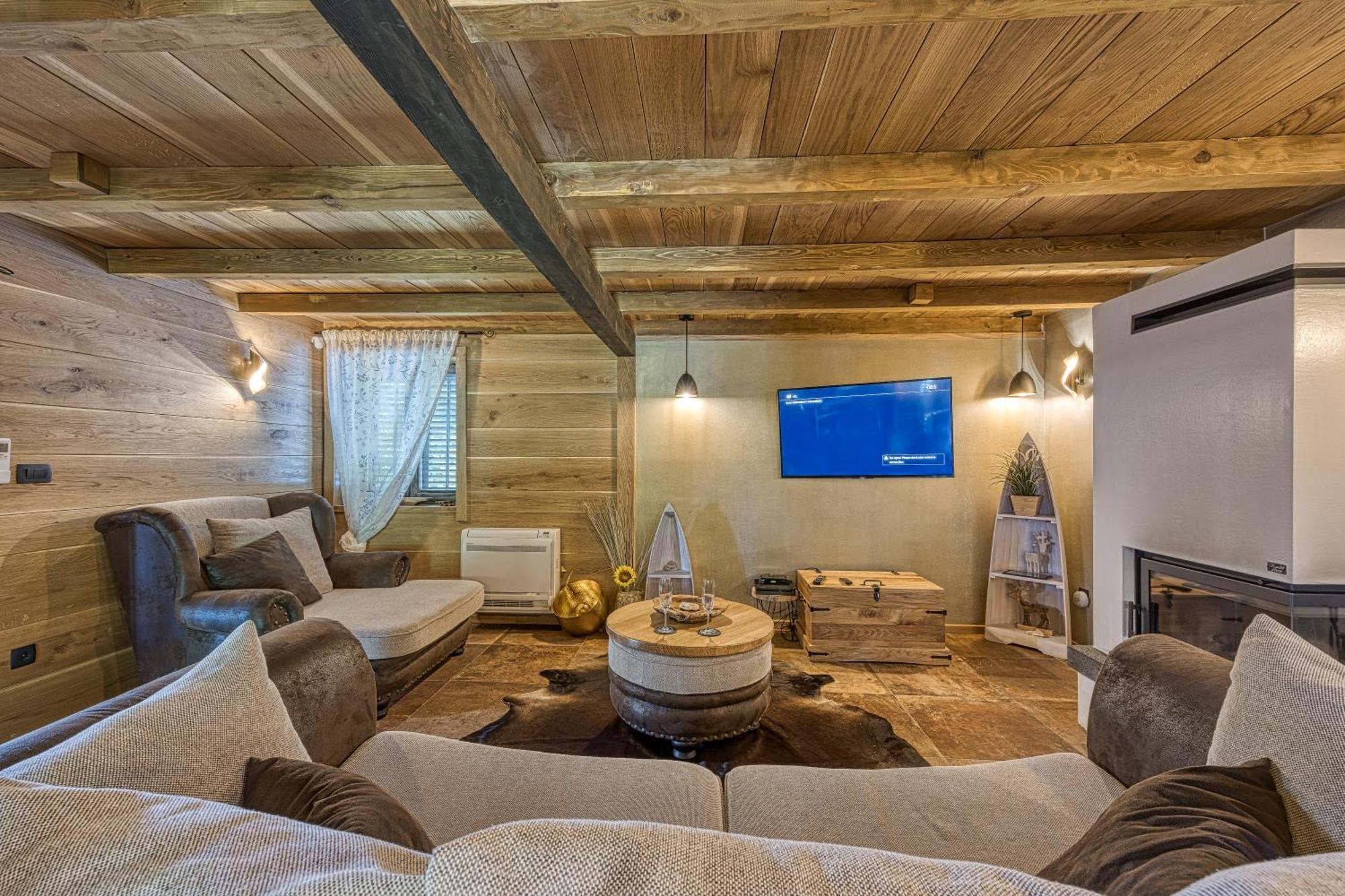 Zagreb, Kuca Za Odmor Swan River Holiday House Lasinja Luaran gambar