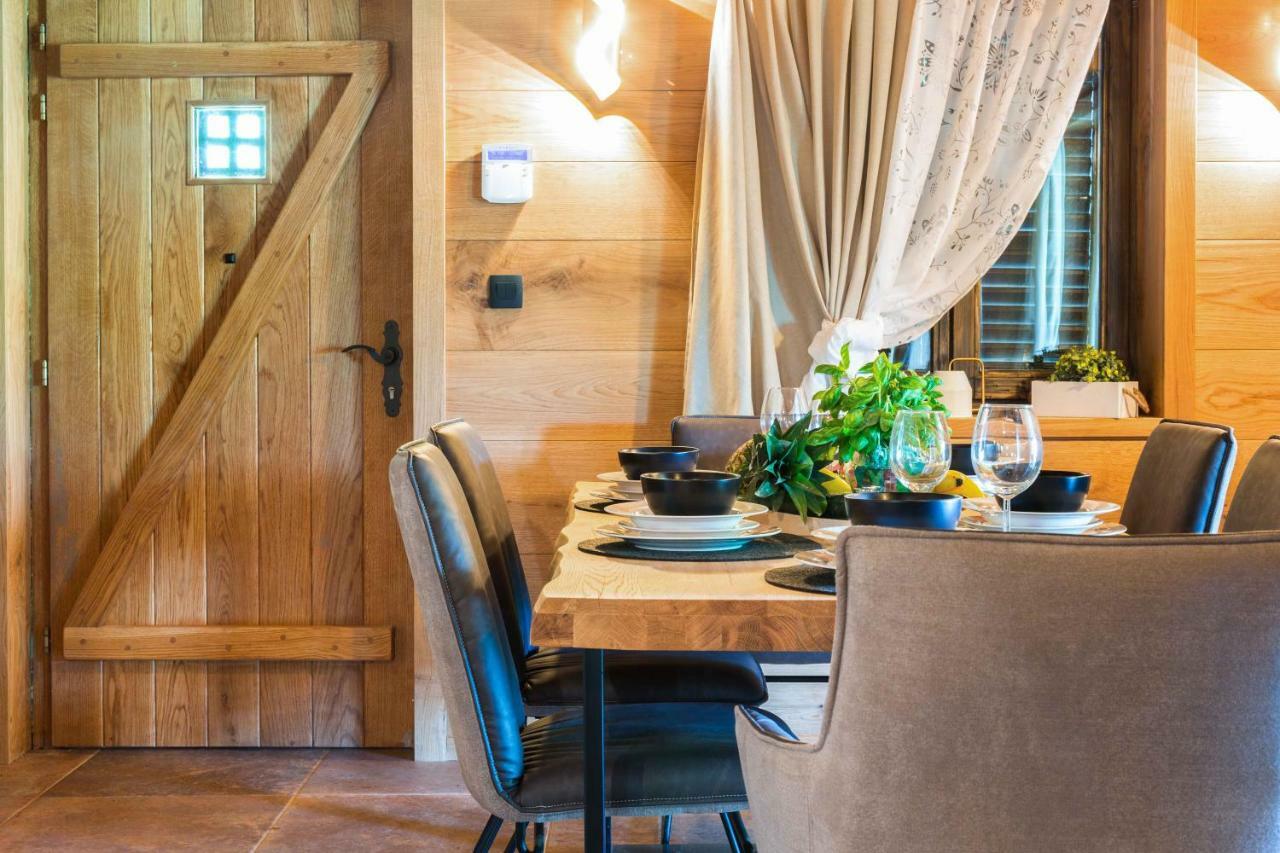 Zagreb, Kuca Za Odmor Swan River Holiday House Lasinja Luaran gambar